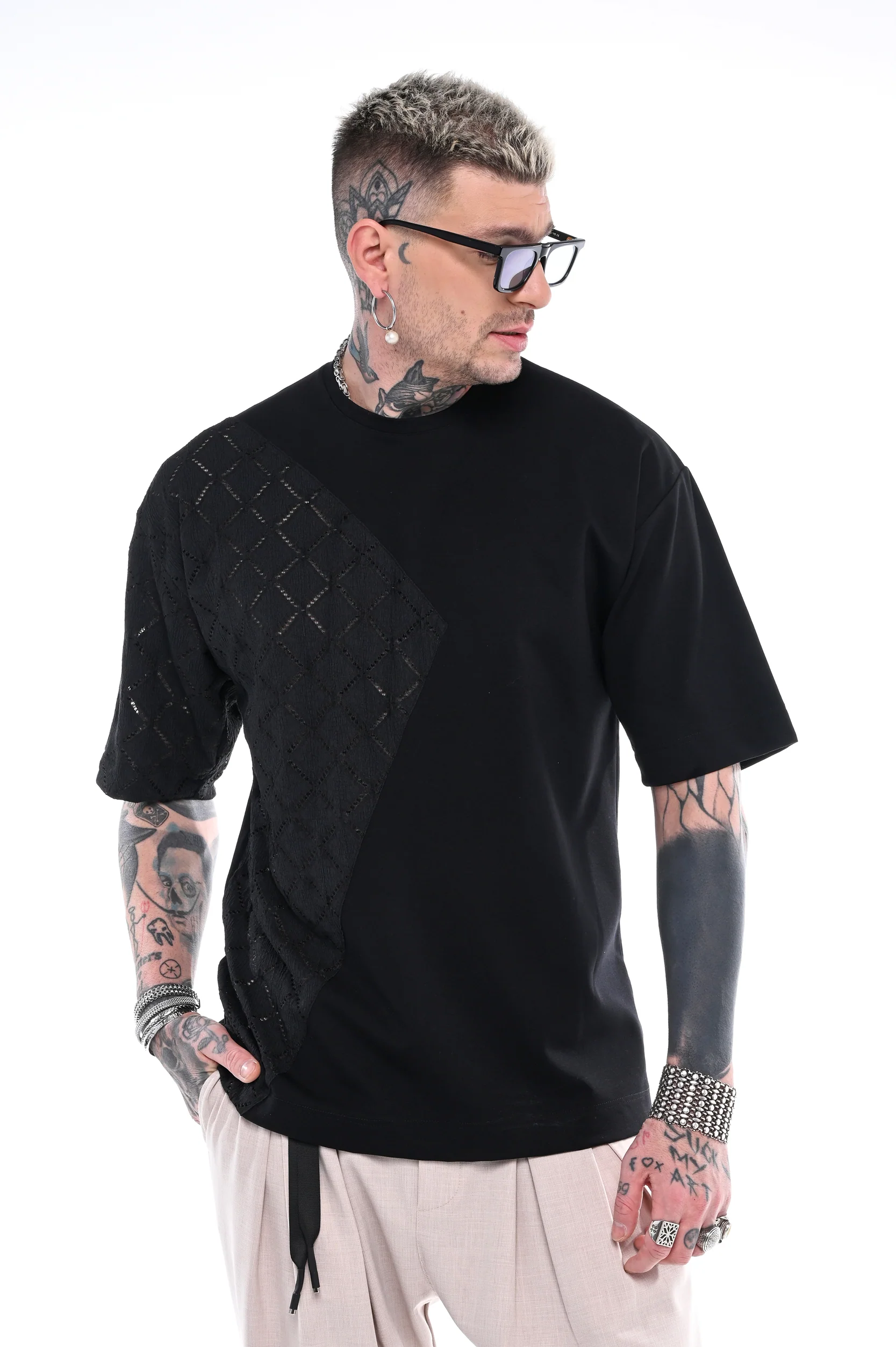 Contrast T-Shirt - Image 4