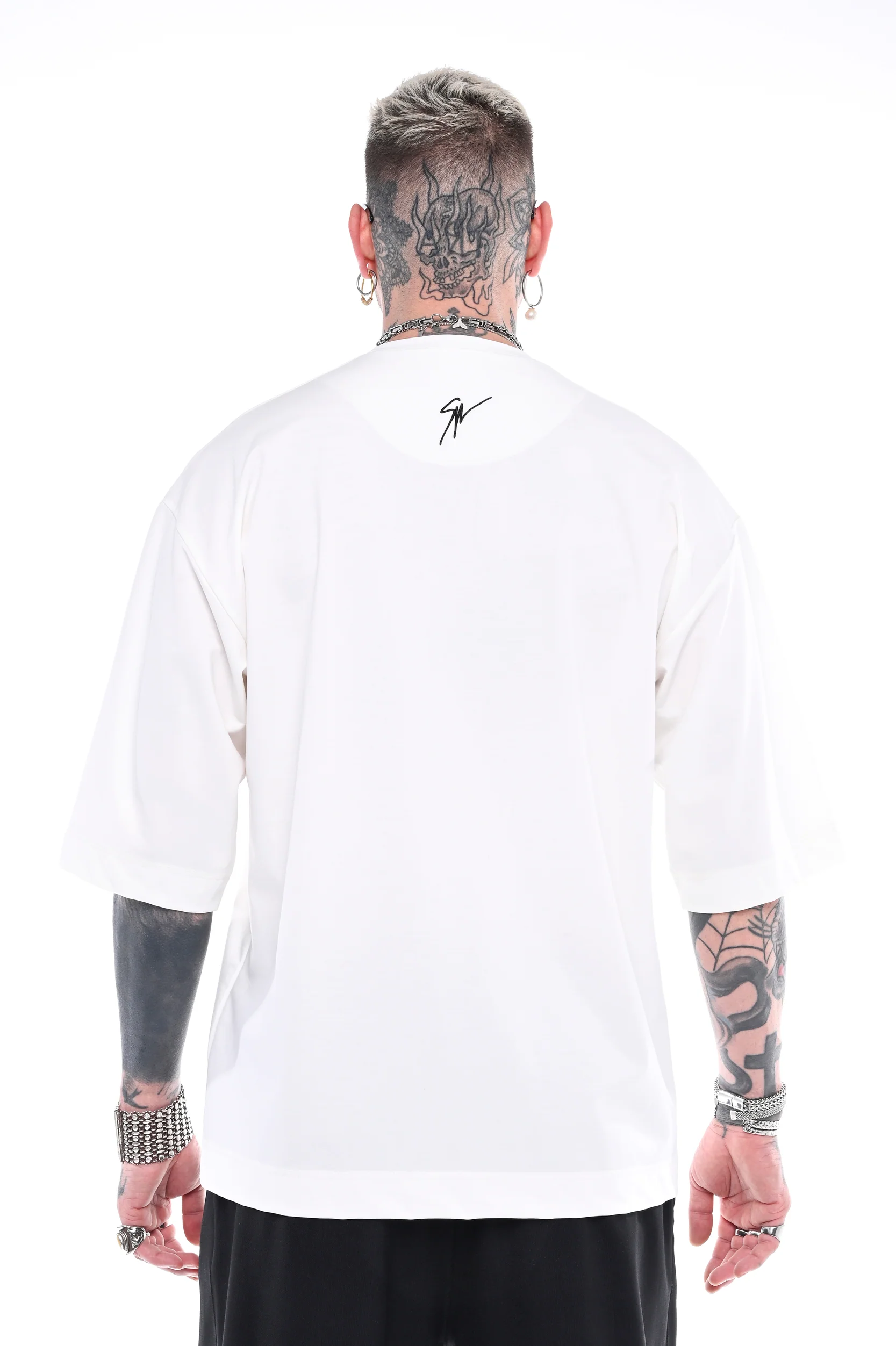 Cowrie T-Shirt - Image 5